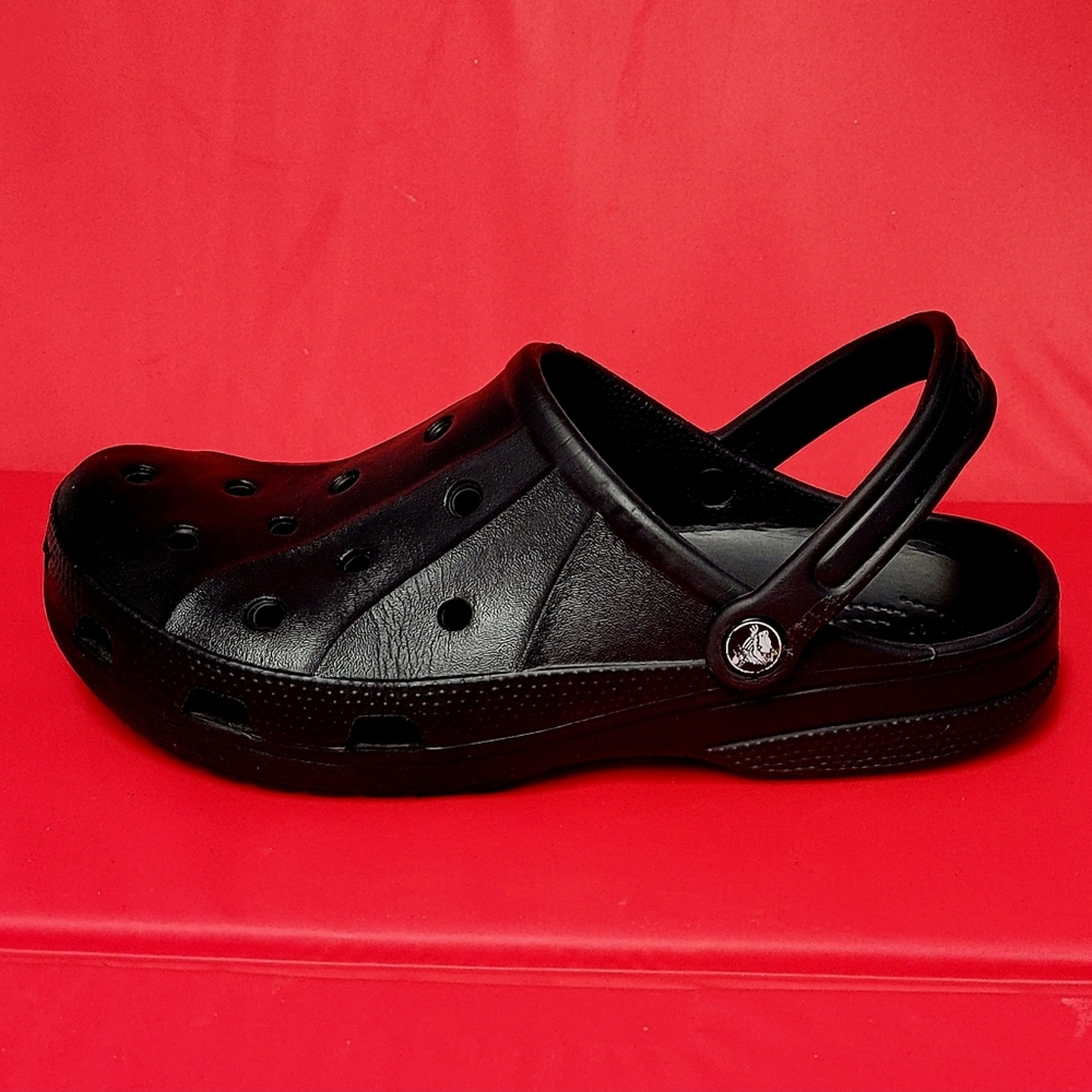 Crocs Black Baya Slingback Unisex Clogs size Men's 8 / Women's 10